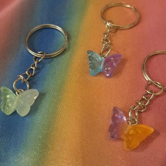 3 🦋 keychains - Picture 6 of 6